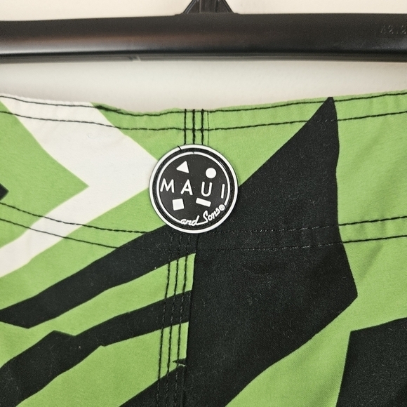 Maui & Sons boardwalk Shorts Size 38 NWT - Picture 6 of 7